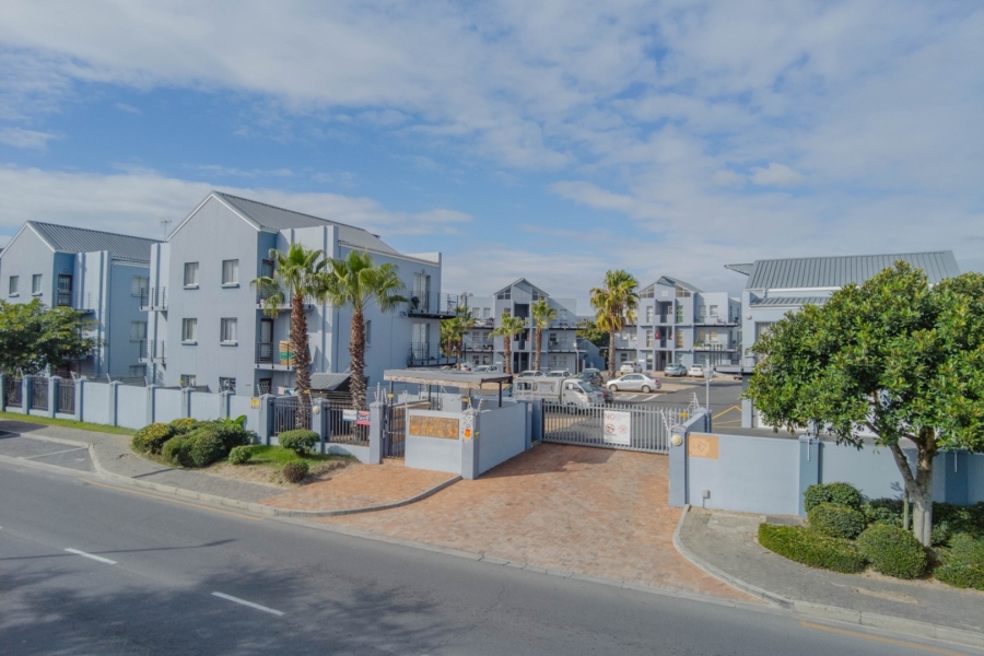 2 Bedroom Property for Sale in Parklands Western Cape